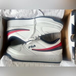 Men’s Fila A-Low shoe size 13